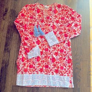 Hot pink and orange tunic. Size small.